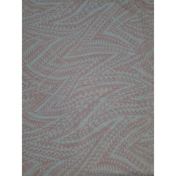 Women Infinity Scarf Boho Chic Pink Aztec Print Lightweight Fairy Neck Warmer. - Picture 9 of 10